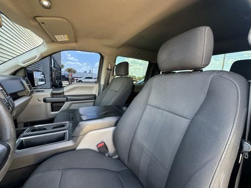 Used 2017 Ford F150 XL w/ Equipment Group 101A Mid AWD/4WD image 13