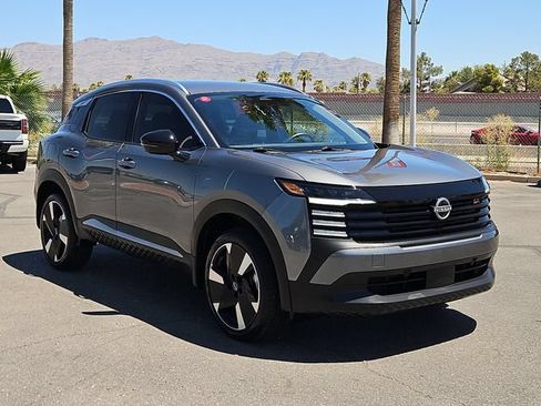 Certified 2026 Nissan Kicks SR FWD image 6