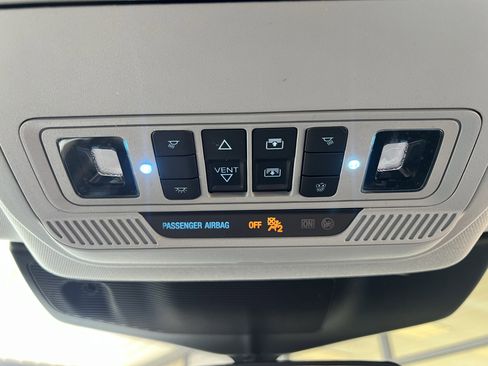 Used 2023 Ford Explorer XLT w/ Equipment Group 202A AWD/4WD image 50