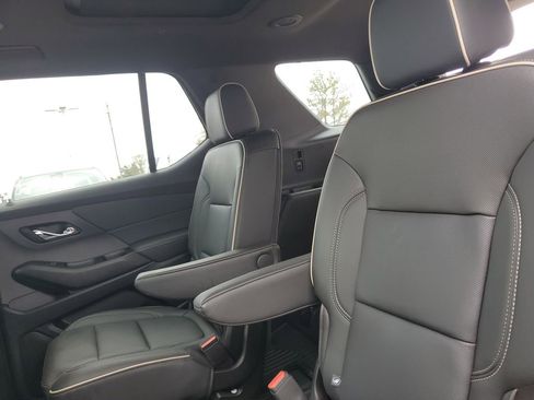 Certified 2023 Chevrolet Traverse Premier AWD/4WD image 35
