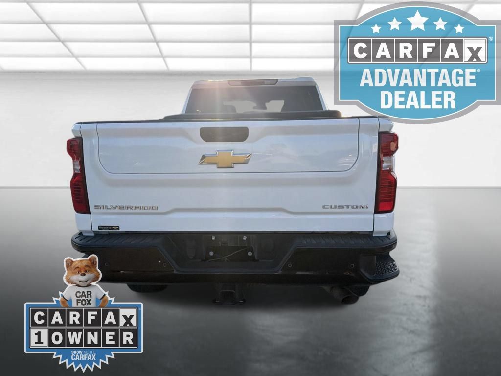 Used 2024 Chevrolet Silverado 2500 Custom w/ Custom Value Package AWD/4WD image 4