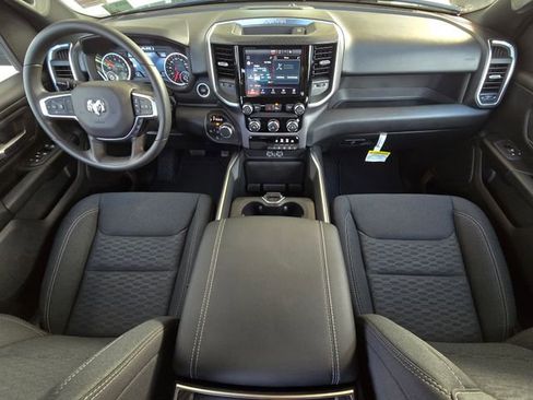 New 2026 RAM 1500 Express AWD/4WD image 9