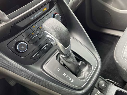 Used 2023 Ford Transit Connect XLT FWD image 21
