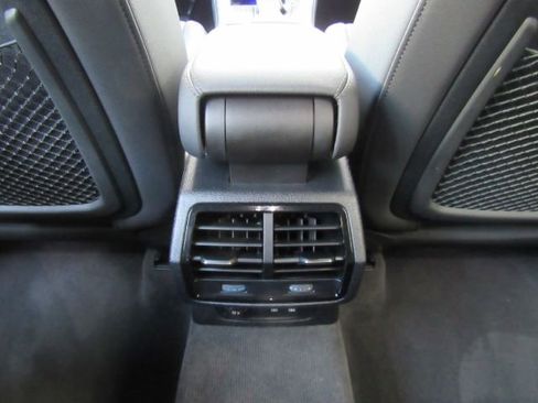 Used 2023 Audi Q3 2.0T Premium Plus w/ Premium Plus Package image 27