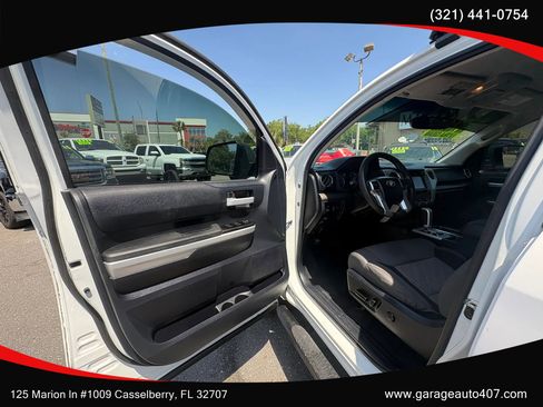 Used 2015 Toyota Tundra SR5 w/ SR5 Upgrade Package RWD image 14