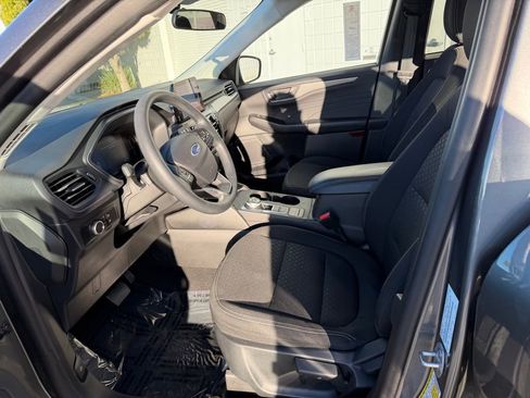 Used 2025 Ford Escape Active image 15