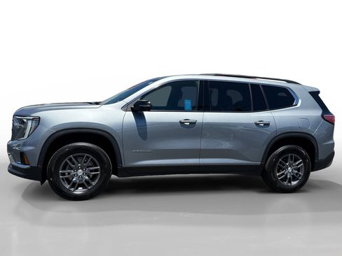 Used 2025 GMC Acadia Elevation FWD image 2