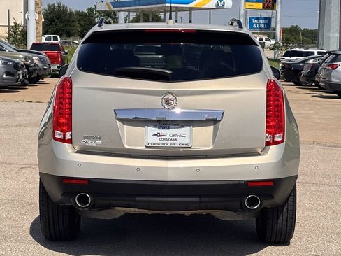 Used 2010 Cadillac SRX Luxury FWD image 8