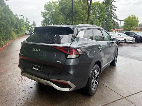 Certified 2025 Kia Sportage EX AWD/4WD image 4