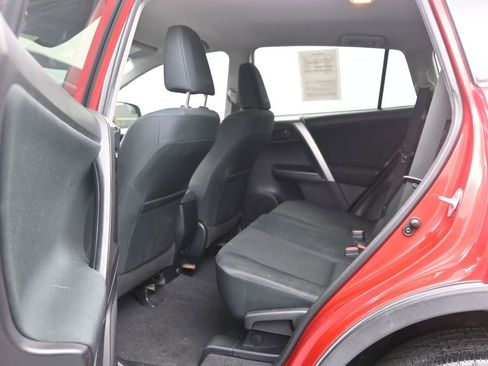 Used 2017 Toyota RAV4 LE image 14