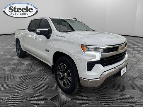 Used 2023 Chevrolet Silverado 1500 LT w/ Protection Package RWD image 7