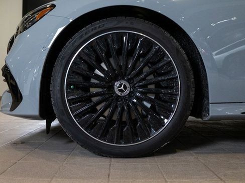 New 2026 Mercedes-Benz E 350 4MATIC Sedan image 7