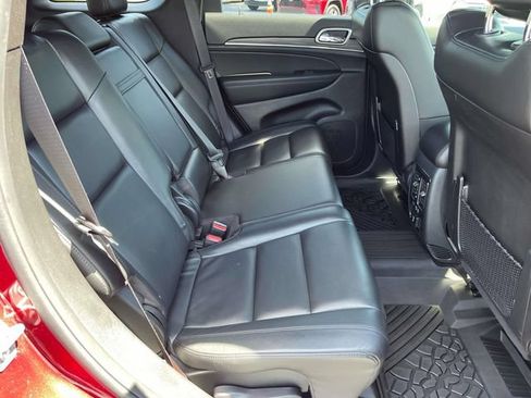 Used 2021 Jeep Grand Cherokee Limited AWD/4WD image 24