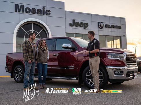 Used 2014 Chevrolet Suburban LT AWD/4WD image 10