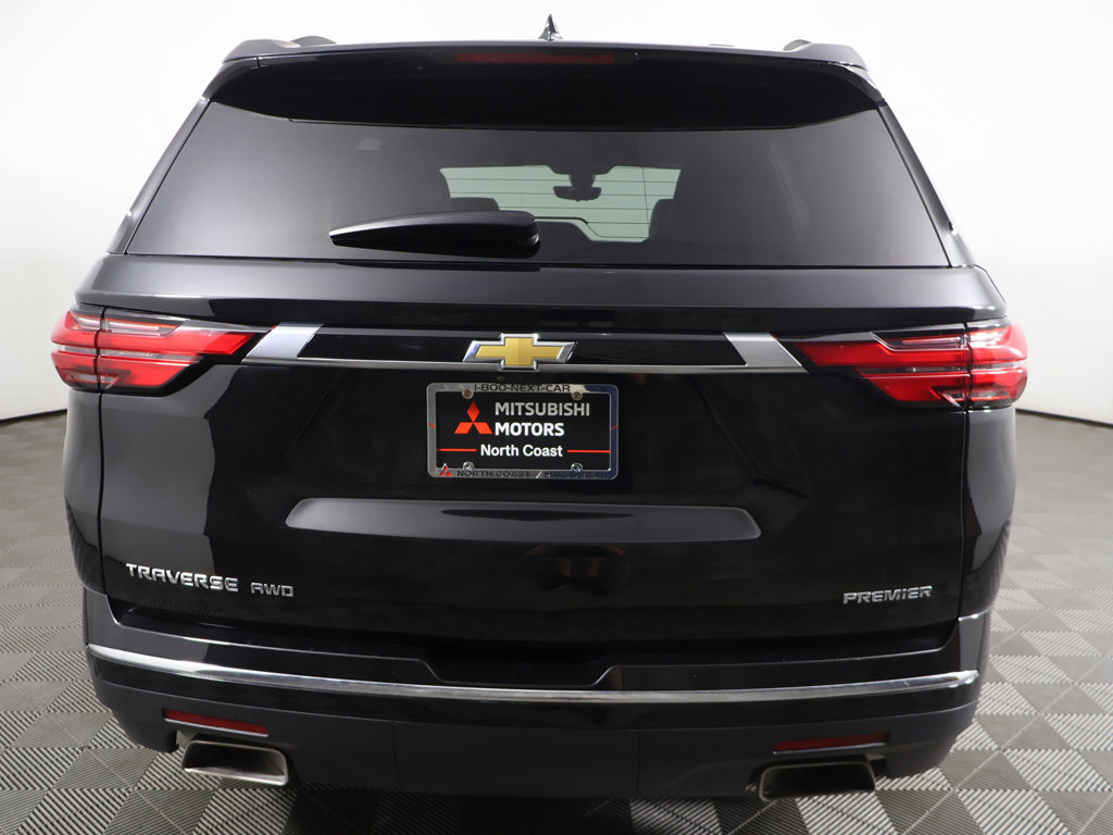 Used 2023 Chevrolet Traverse Premier AWD/4WD image 17