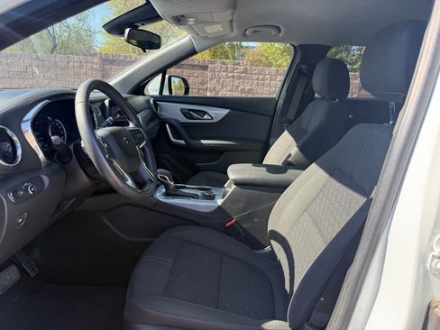 Used 2022 Chevrolet Blazer LT FWD image 13
