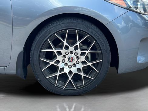 Used 2017 Kia Forte EX FWD image 24