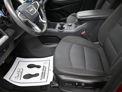 Used 2023 GMC Terrain SLE w/ Driver Convenience Package image 15