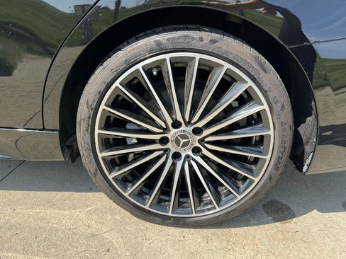 Used 2023 Mercedes-Benz C 300 Sedan image 13
