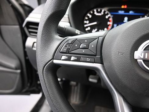 Used 2024 Nissan Altima 2.5 SV image 30