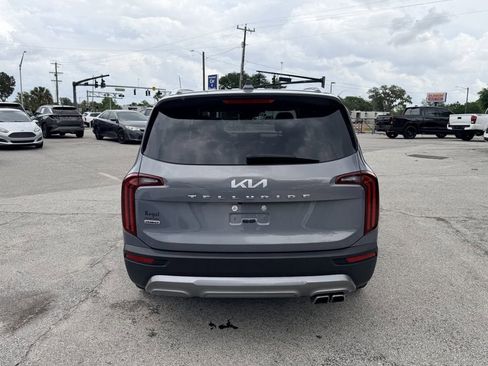 Certified 2022 Kia Telluride EX w/ EX Premium Package AWD/4WD image 6