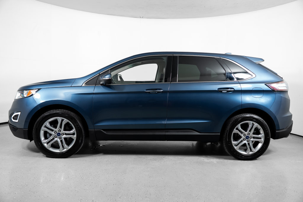 Used 2018 Ford Edge Titanium w/ Equipment Group 301A FWD image 13