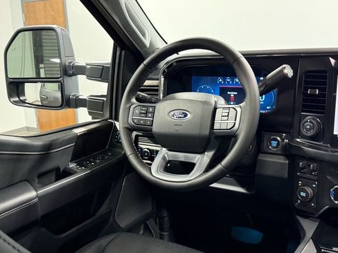 New 2026 Ford F350 Lariat w/ Black Appearance Package AWD/4WD image 10