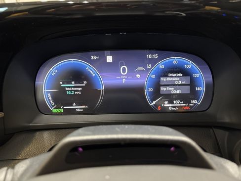 New 2026 Toyota Crown Platinum image 9