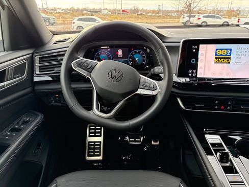 New 2026 Volkswagen Atlas Cross Sport SEL Premium R-Line image 15