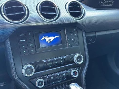 Used 2020 Ford Mustang GT image 15