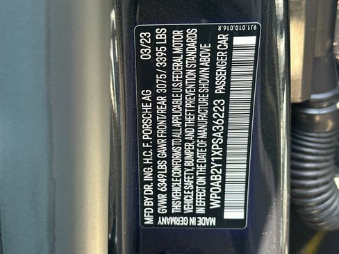 Certified 2023 Porsche Taycan 4S AWD/4WD image 28