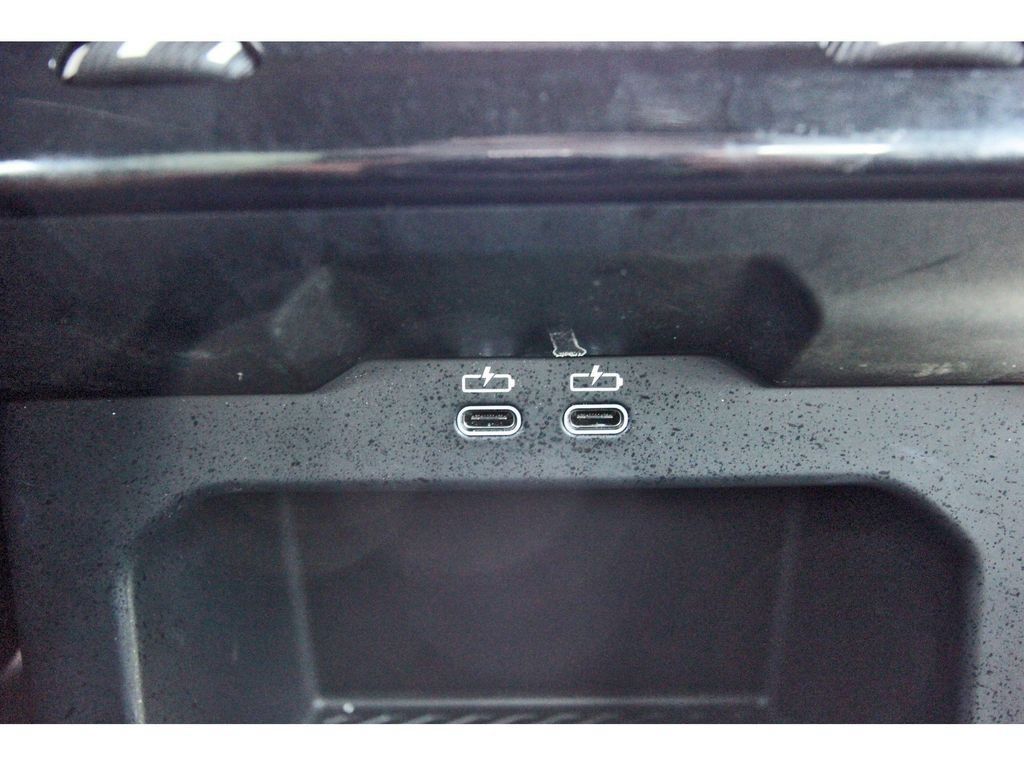 Used 2024 BMW i5 eDrive40i w/ M Sport Package RWD image 13