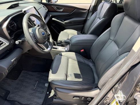 Used 2024 Subaru Ascent Touring AWD/4WD image 25