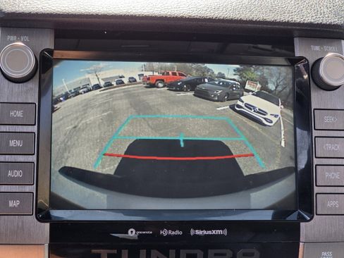 Used 2020 Toyota Tundra SR5 w/ SR5 Leather Package image 18