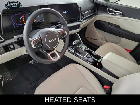Used 2024 Kia Sportage EX image 12