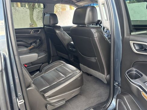 Used 2019 GMC Yukon XL Denali image 39