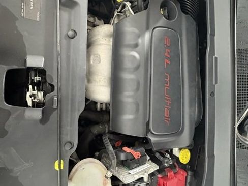 Used 2020 Jeep Compass Latitude image 24