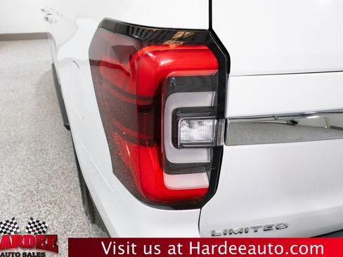Used 2024 Ford Expedition Max Limited RWD image 9