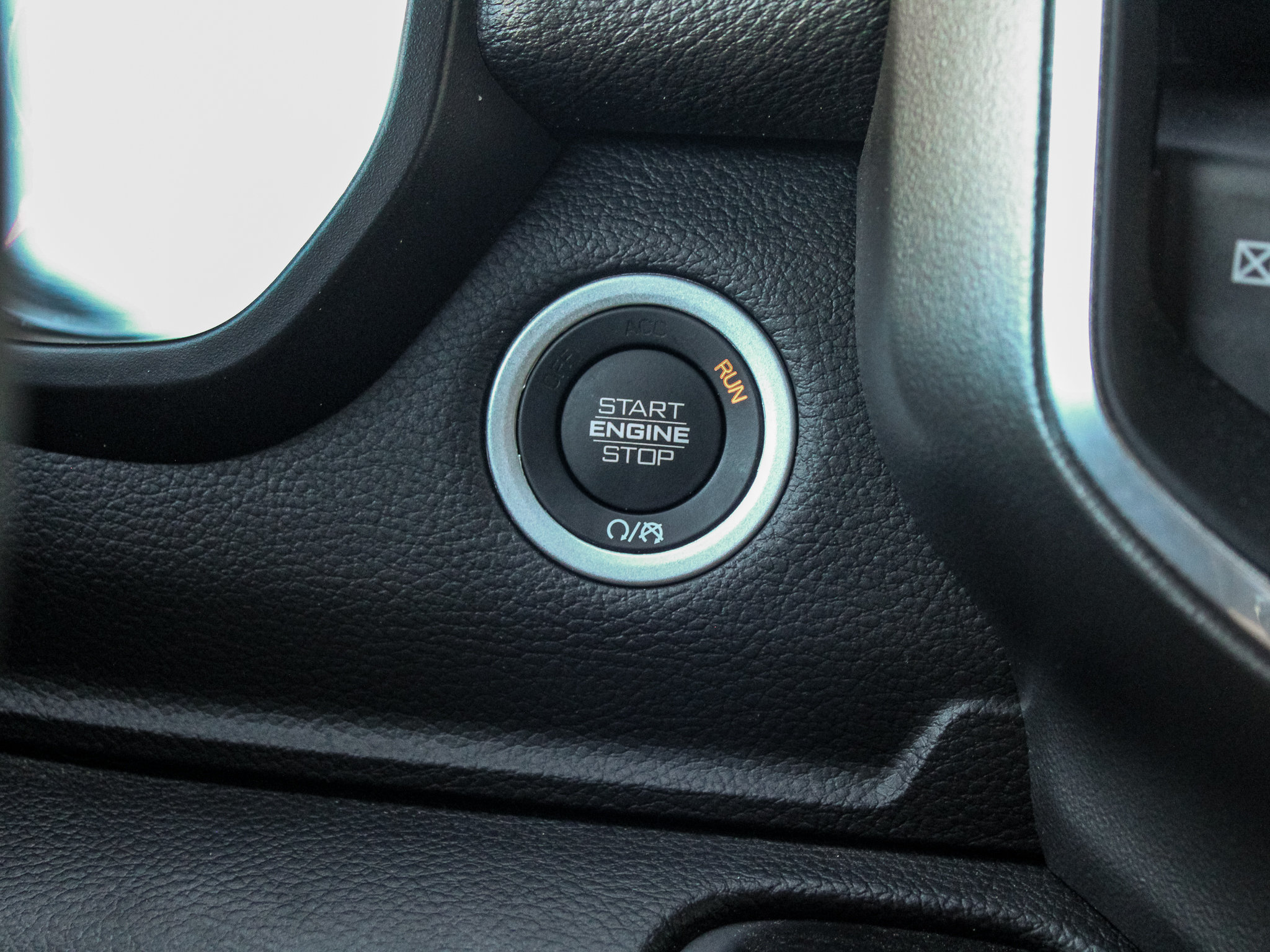 Used 2023 RAM 1500 Laramie AWD/4WD image 27