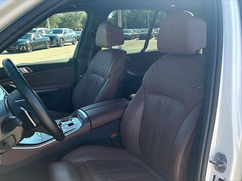 Used 2025 BMW X5 xDrive50e image 20