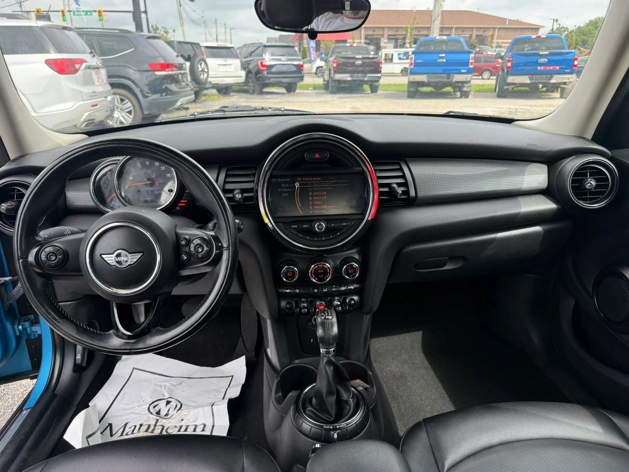 Used 2016 MINI Cooper 4-Door Hardtop FWD image 18