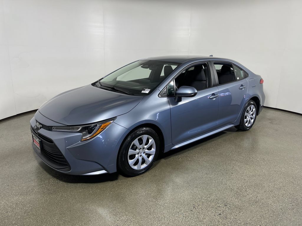 Certified 2025 Toyota Corolla LE FWD image 7