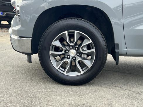Certified 2024 Chevrolet Silverado 1500 LT image 11