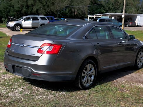 Used 2012 Ford Taurus SEL image 11