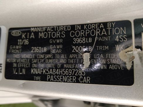 Used 2017 Kia Forte LX FWD image 33