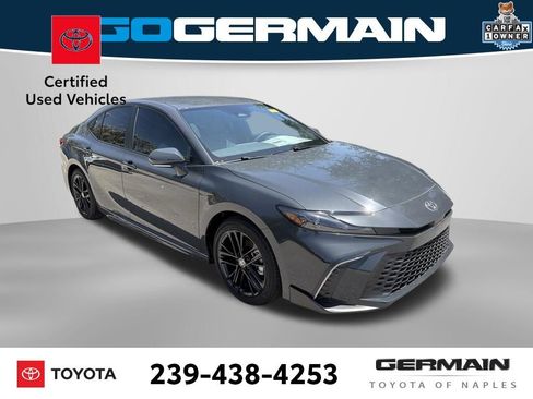 Used 2026 Toyota Camry SE FWD image 3