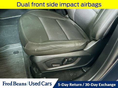 Used 2023 Ford Explorer XLT AWD/4WD image 23