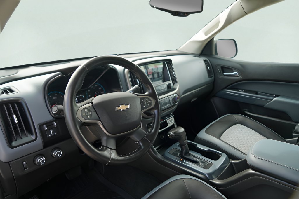 Used 2017 Chevrolet Colorado Z71 AWD/4WD image 8