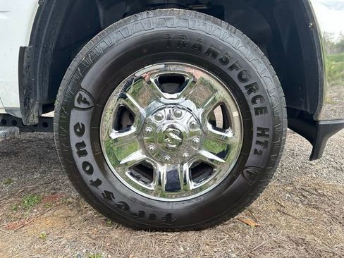 Used 2024 RAM 2500 Big Horn w/ Bed Utility Group image 12