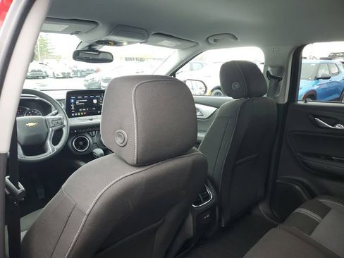 Certified 2023 Chevrolet Blazer LT w/ Convenience Package image 10